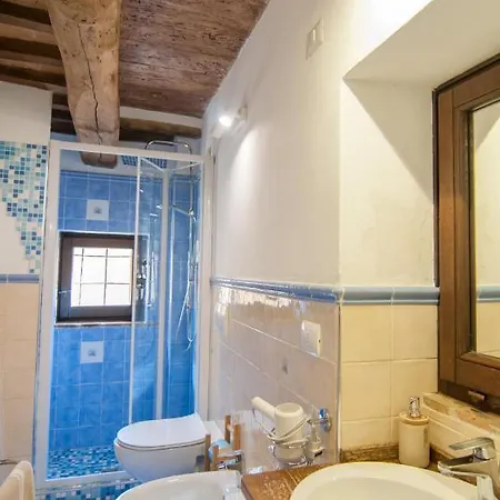 Umbrian Concierge - La Casa Dei Pellari Pensionat